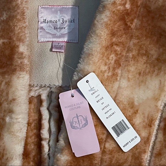 Romeo + Juliet Faux Fur Vest NWT - Picture 5 of 6